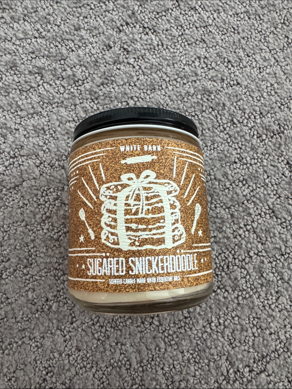 White Barn Sugared Snickerdoodle Candle - Brown & White